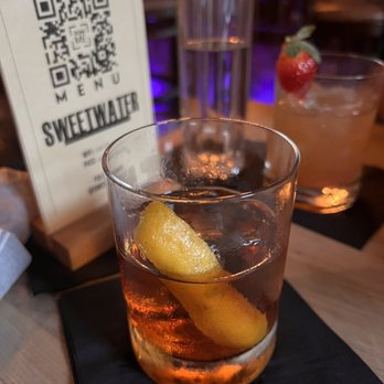 Sweetwater - Gastropubs Near Me - Boynton Beach, Florida