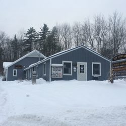 New Vineyard Public Library