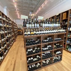 Bottle Grove Wine & Spirits
