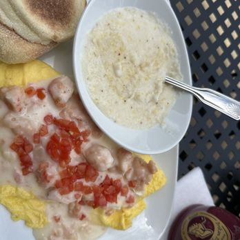 Another Broken Egg Cafe - Lobster & Brie Omelette - Breakfast & Brunch Near Me - Fishers, Indiana