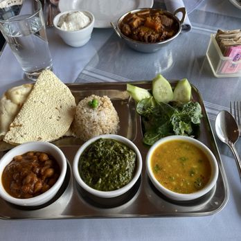 Everest Restaurant - Saag Paneer Lunch - Indian Near Me - Cotati, California Everest Restaurant - Saag Paneer Lunch - Indian Near Me - Cotati, California