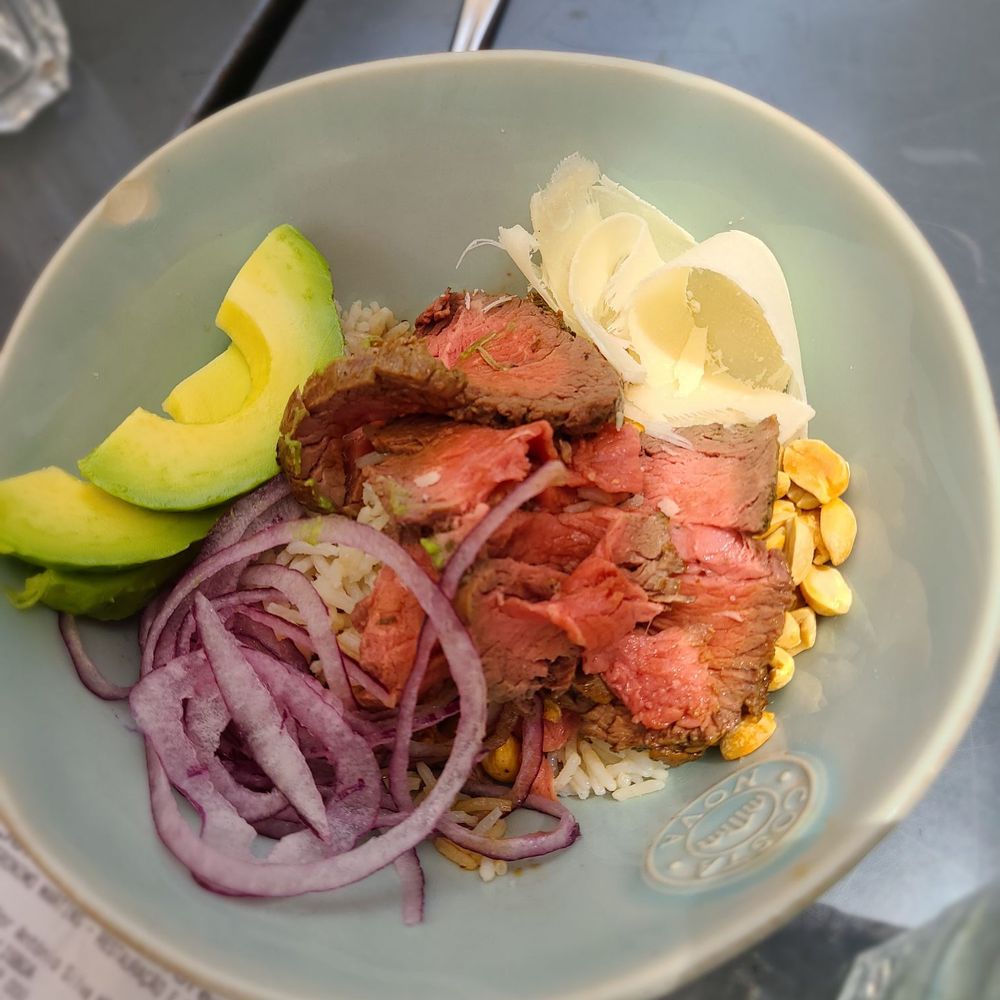 Jeronymo - Beef bowl, best of the lot - Cafes Near Me - Porto, 13 Jeronymo - Beef bowl, best of the lot - Cafes Near Me - Porto, 13