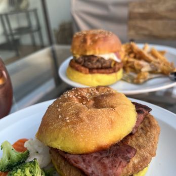 Mob Pizzeria and Burgers - Pizza Near Me - Hackensack, New Jersey