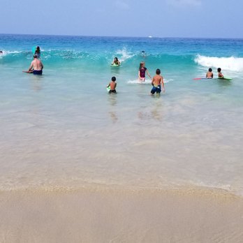Laaloa Beach - Nice surf - Beaches Near Me - Kailua-Kona, Hawaii