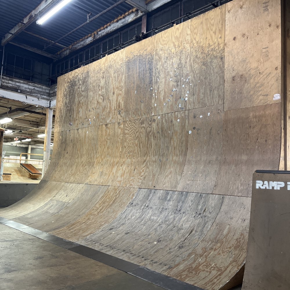Ramp Riders - Crazy vert ramp - Skate Parks Near Me - Saint Louis, Missouri Ramp Riders - Crazy vert ramp - Skate Parks Near Me - Saint Louis, Missouri