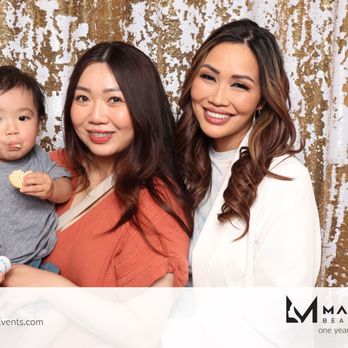 Simply Heavenly Photo Booth - Photo Booth Rentals Near Me Simply Heavenly Photo Booth - Photo Booth Rentals Near Me