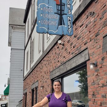 Crow's Nest - Great bar, great beer, great people! - Hotels Near Me - Gloucester, Massachusetts Crow's Nest - Great bar, great beer, great people! - Hotels Near Me - Gloucester, Massachusetts