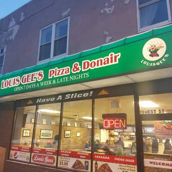 Louis Gee's Pizza & Donairs - outside - Pizza Near Me - Corner Brook, Newfoundland and Labrador
