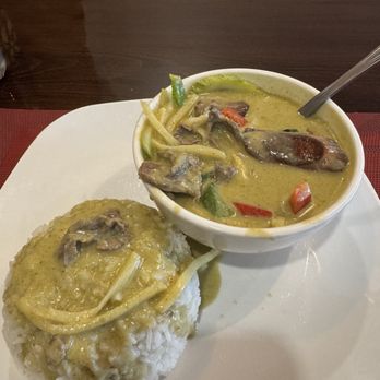 Eagle Thai Cuisine - Thai Near Me - Cliffside Park, New Jersey