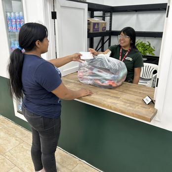 Scrub-A-Duds - Laundromat Near Me - Dallas, Texas Scrub-A-Duds - Laundromat Near Me - Dallas, Texas