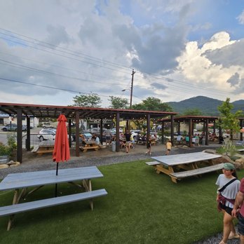 Foothills Grange - a group of people sitting at picnic tables - American Near Me - Black Mountain, North Carolina Foothills Grange - a group of people sitting at picnic tables - American Near Me - Black Mountain, North Carolina