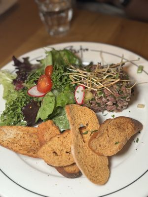 Jules Bistro by null