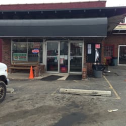 El Cunado Grocery Store