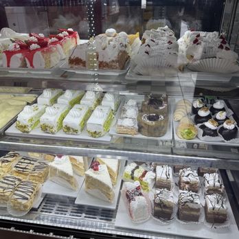 Baklava and Cake Factory - Patisserie/Cake Shop Near Me - Phoenix, Arizona