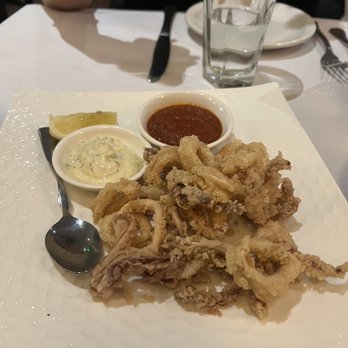 La Fontaine Restaurant - Calamari Fritti - French Near Me - Mountain View, California La Fontaine Restaurant - Calamari Fritti - French Near Me - Mountain View, California