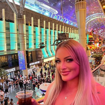 Troy Liquor Bar - Patio - Dance Clubs Near Me - Las Vegas, Nevada Troy Liquor Bar - Patio - Dance Clubs Near Me - Las Vegas, Nevada