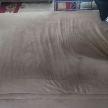 Monarch Sofas - Uneven cushion - Furniture Stores Near Me - Beverly Hills, California