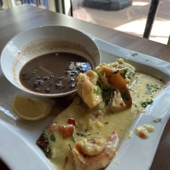 FreshCo - Salmon and shrimp with bean soup - Seafood Markets Near Me - Doral, Florida
