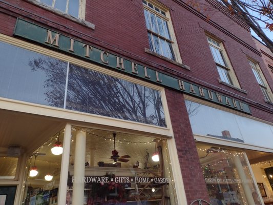 Mitchell Hardware by null