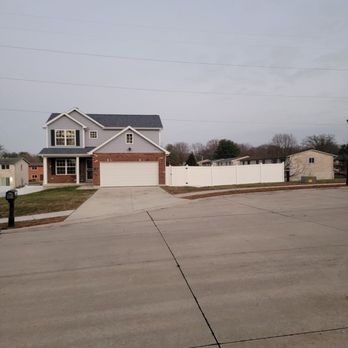 Taylor Fencing - Fence - Fences & Gates Near Me - Edwardsville, Illinois Taylor Fencing - Fence - Fences & Gates Near Me - Edwardsville, Illinois