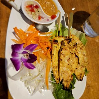 Thai Table Restaurant and Bar - Salad Near Me - Houston, Texas Thai Table Restaurant and Bar - Salad Near Me - Houston, Texas