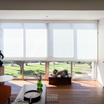 Superior Roman Shades - Motorized Screen Roller Shades.
Design By Reaney Design - Shades & Blinds Near Me - Hermosa Beach, California Superior Roman Shades - Motorized Screen Roller Shades.
Design By Reaney Design - Shades & Blinds Near Me - Hermosa Beach, California