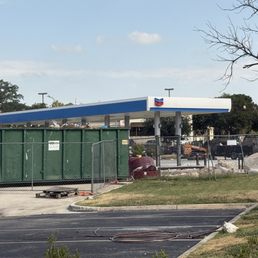 Exterior photo of Chevron - San Antonio, Texas Exterior photo of Chevron - San Antonio, Texas