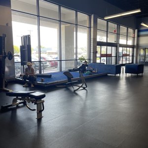 CRUNCH FITNESS - FOUNTAIN VALLEY - 141 Photos & 177 Reviews - 18081