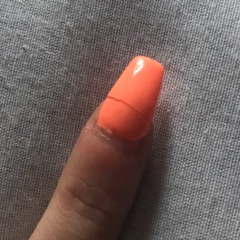 Sunny Nails and Spa - I've never had a nail break so far up, and only 5 days after getting them done. Indicative of cheap products - Nail Salons Near Me - Glen Burnie, Maryland