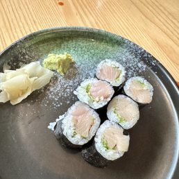 Yellowtail scallion roll Yellowtail scallion roll