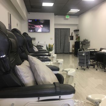 VS Nail Lounge - Nail Salons Near Me - Whittier, California