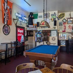 Mike's Tavern - Pool table.