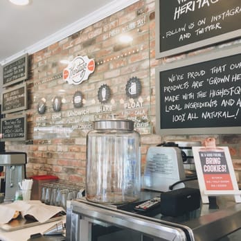Heritage Creamery - Interior - Ice Cream & Frozen Yogurt Near Me - Waco, Texas