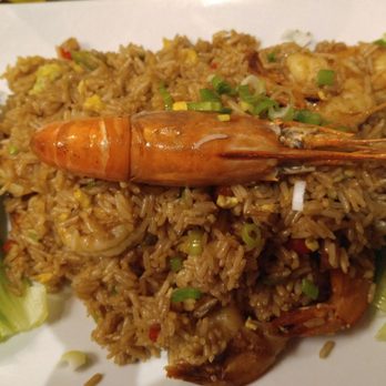 Punto Peruano - Arroz chaufa shrimp - best rice dish ever - Peruvian Near Me - Plainfield, New Jersey