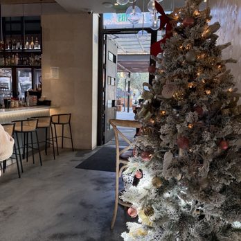 Sweet Maple - Bar, and wait room - Breakfast & Brunch Near Me - Palo Alto, California Sweet Maple - Bar, and wait room - Breakfast & Brunch Near Me - Palo Alto, California