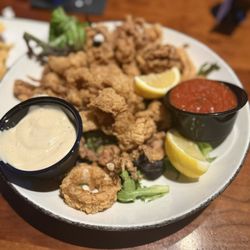 Tommy's Tavern + Tap - Fried Calamari