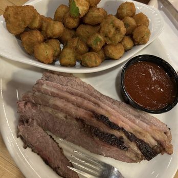 The County Line - Barbeque Near Me - San Antonio, Texas