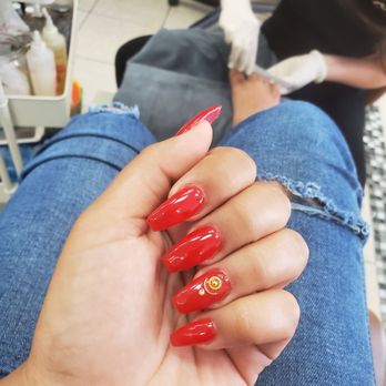 Sugar Nails Lounge - Nail Salons Near Me - Hialeah, Florida