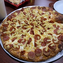 XL Pepperoni and Pineapple