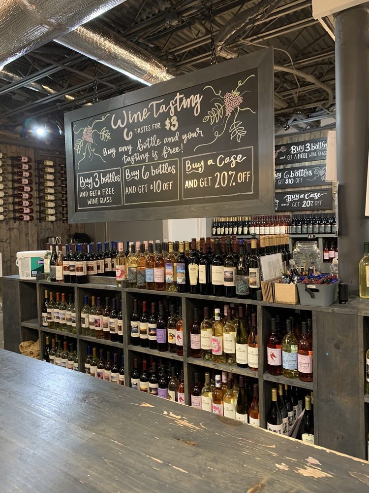 Carolina Tasting Room - vineyard in Hilton Head Island, SC