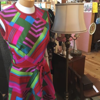 Victoria Village - They have cute clothes too! - Antiques Near Me - Snohomish, Washington Victoria Village - They have cute clothes too! - Antiques Near Me - Snohomish, Washington