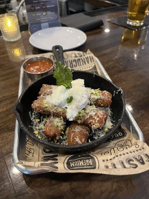 White Owl Tavern by null