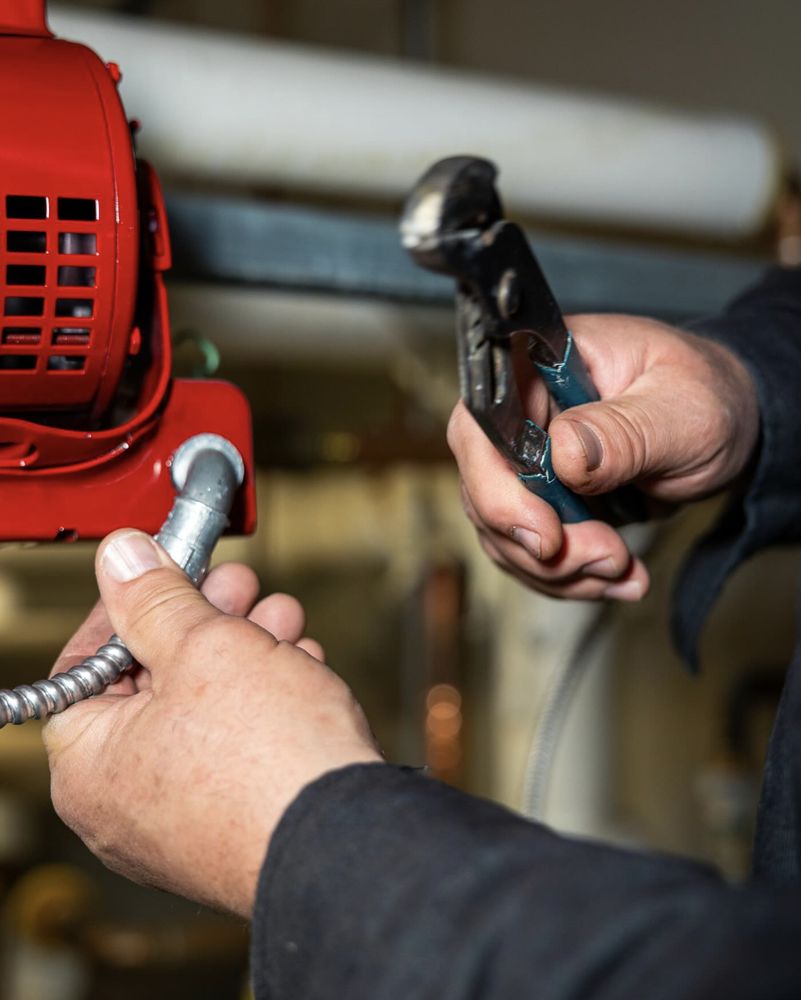 Slide of Roto-Rooter Plumbing & Water Cleanup
