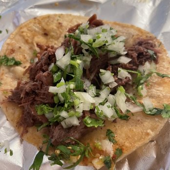 Chatos Tacos: A Review of the Wheels That Bring the Heat