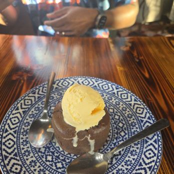 Eatopia Eatery - Lava cake - Ethiopian Near Me - Washington, DC, District of Columbia