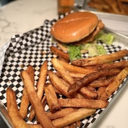 Roaring Table Brewing