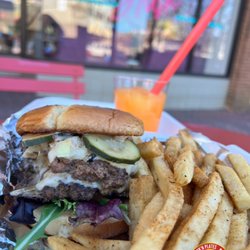 Shmack'n Shmash Burger