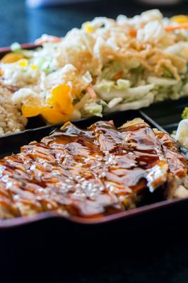 The Landing Grill & Sushi Bar by null