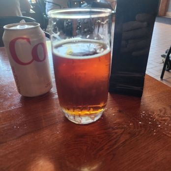 Oakshire Beer Hall - Good Amber Ale with a beautiful color. - Brewpubs Near Me - Portland, Oregon Oakshire Beer Hall - Good Amber Ale with a beautiful color. - Brewpubs Near Me - Portland, Oregon