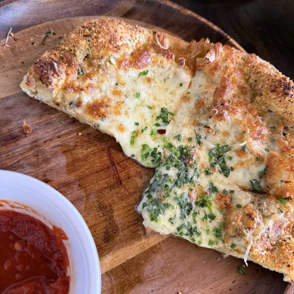 Federal Pizza - Garlic cheese bread - Pizza Near Me - Phoenix, Arizona Federal Pizza - Garlic cheese bread - Pizza Near Me - Phoenix, Arizona
